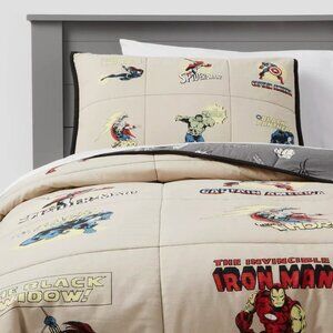 NWT Pillowfort x Marvel Characters Quilt Set TWIN